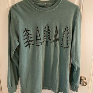 Very nice, high end long sleeve top